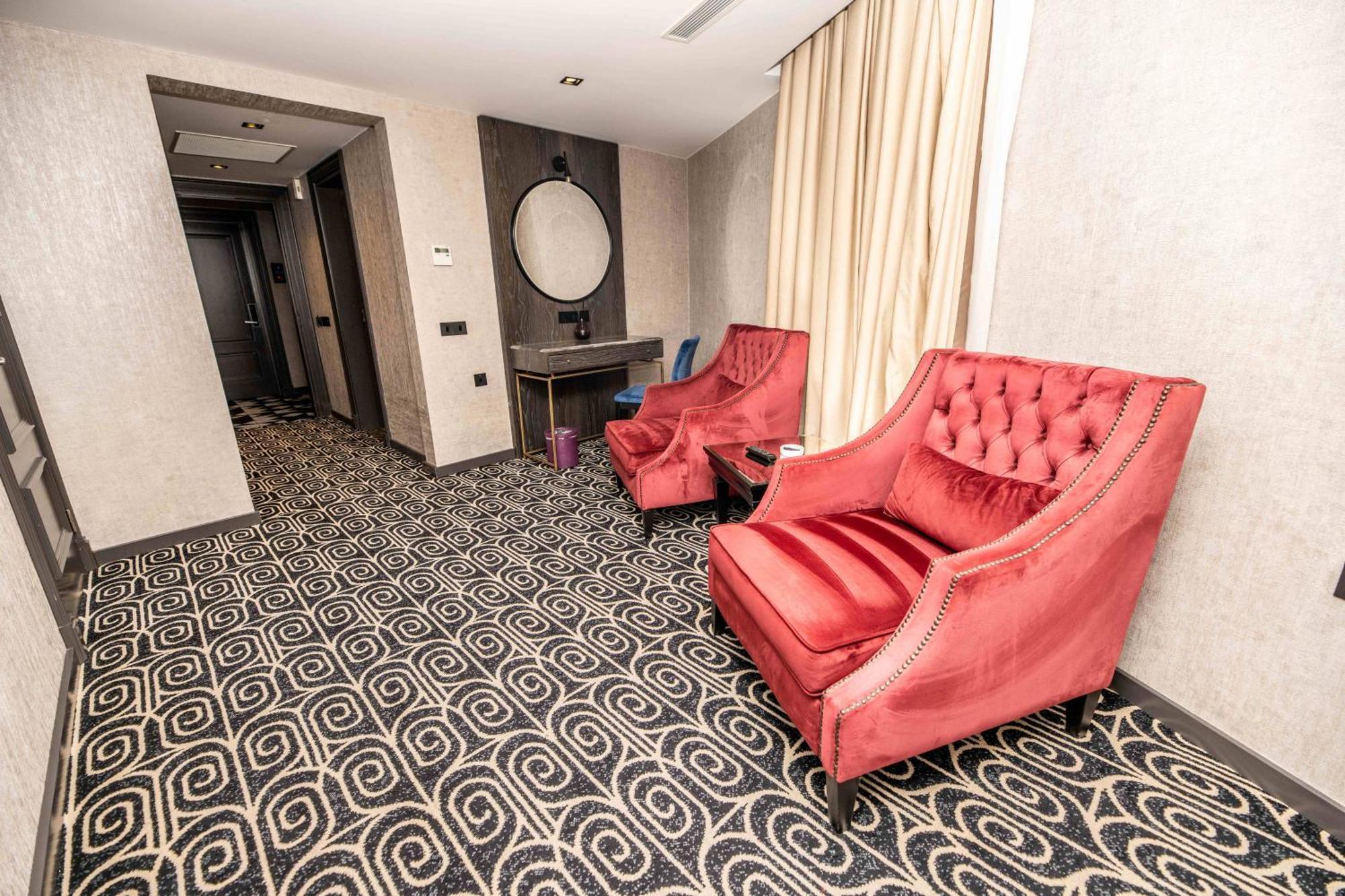 Grand Opera Hotel & Casino & Spa Kyrenia  Exterior foto
